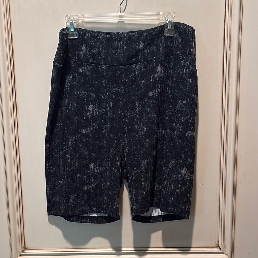 LuLaRoe Biker Shorts 2XL